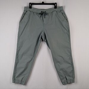 L.L.Bean Ripstop pull-on jogger pants M